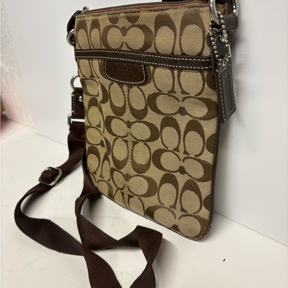 Coach Womens Signature Canvas Crossbody Bag in Khaki Brown Leather Trim - Picture 3 of 10